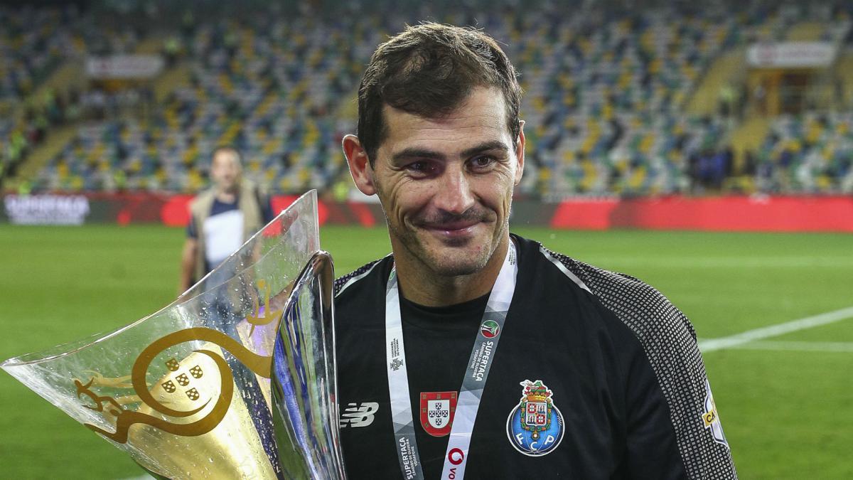 Iker Casillas Resmi Pensiun Dari Dunia Sepak Bola