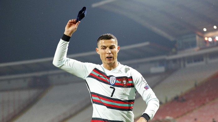 Wasit yang Tak Sahkan Gol Cristiano Ronaldo Minta Maaf 1